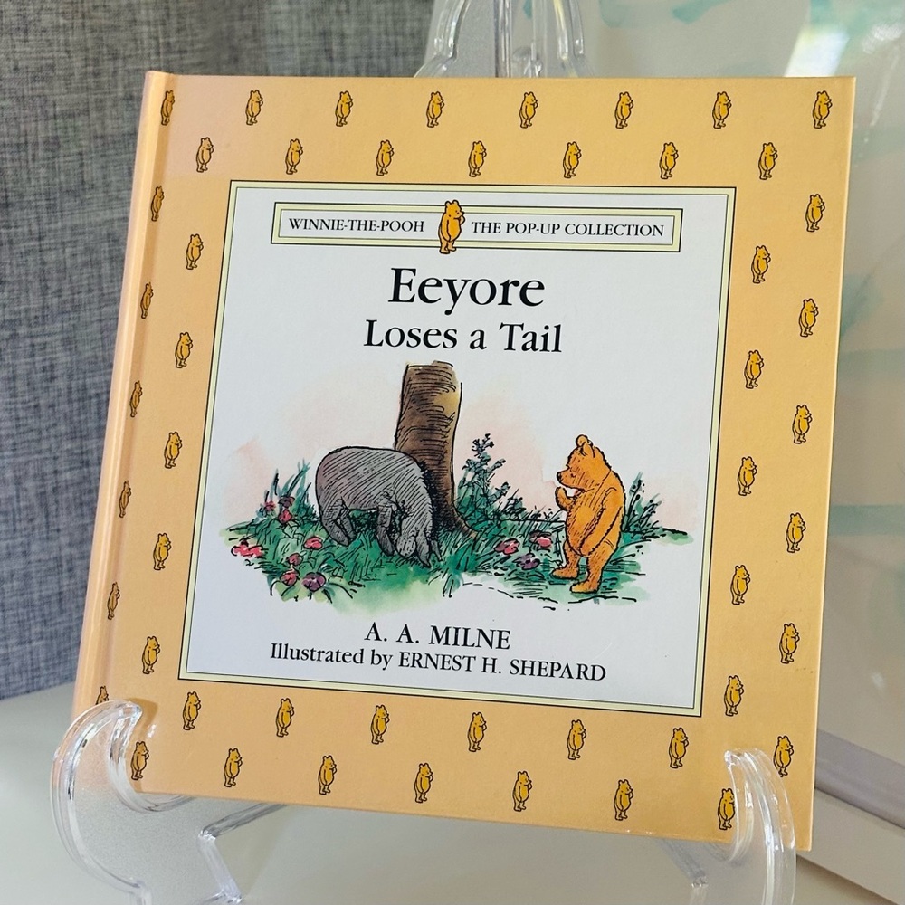 Eeyore Loses A Tail Winnie-the-Pooh The Pop-Up Collection Book AA Milne